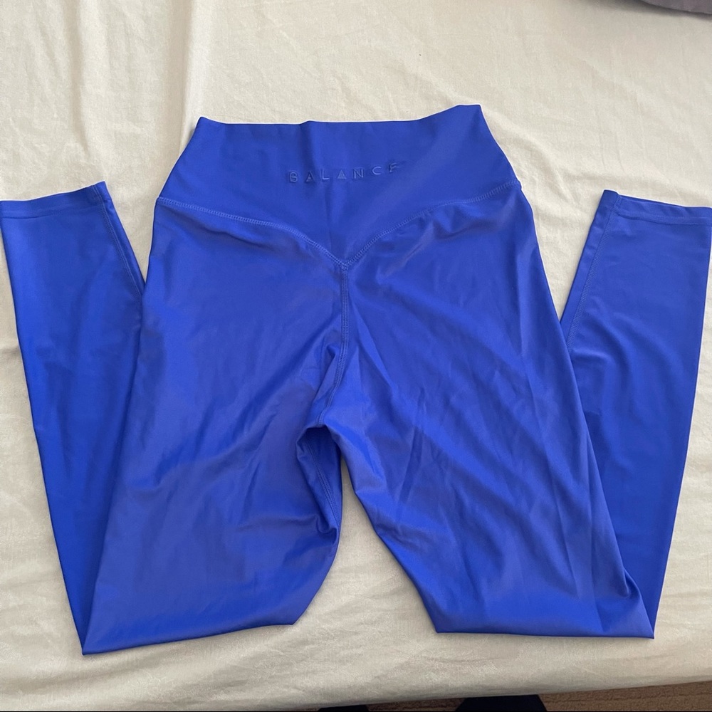 M Balance Athletica Liquid Metal NWOT
